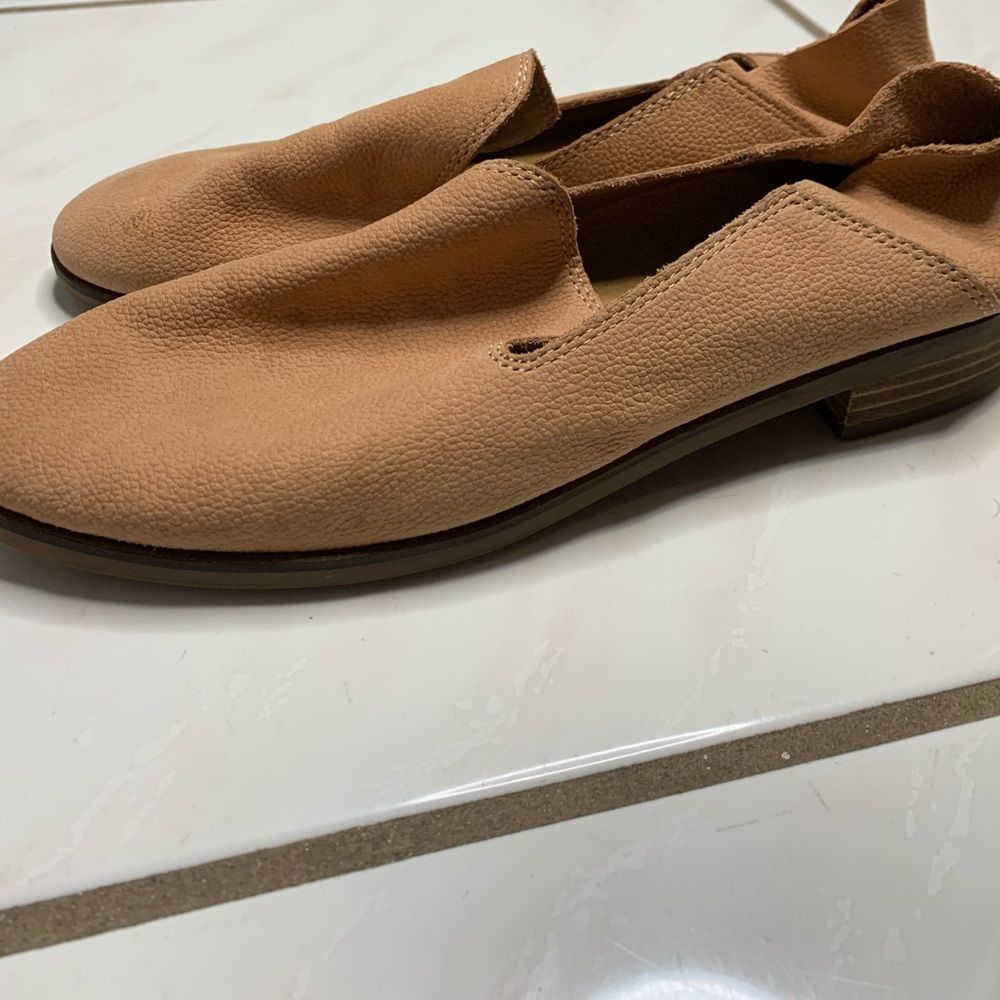 Lucky Brand Peach Leather Loafers